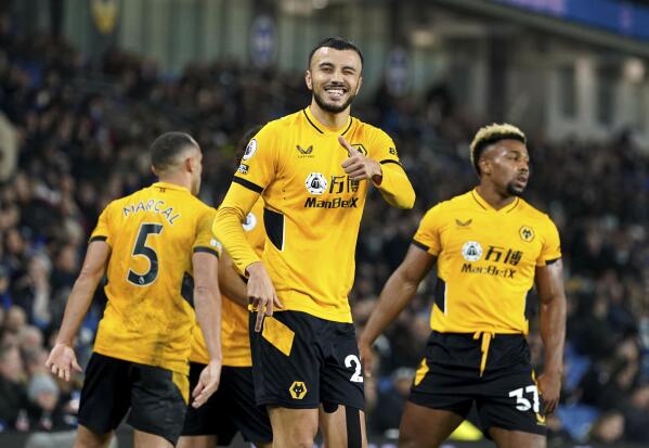 Saiss wolves hot sale